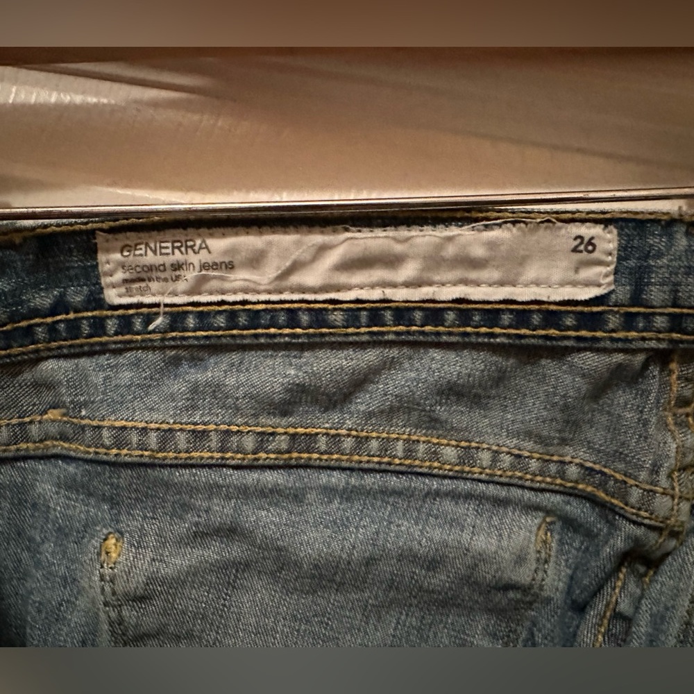 Generra crops/capris - Picture 2 of 3